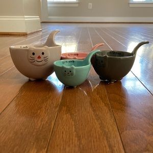 Set of 4 Ceramic Cat Measuring Cups